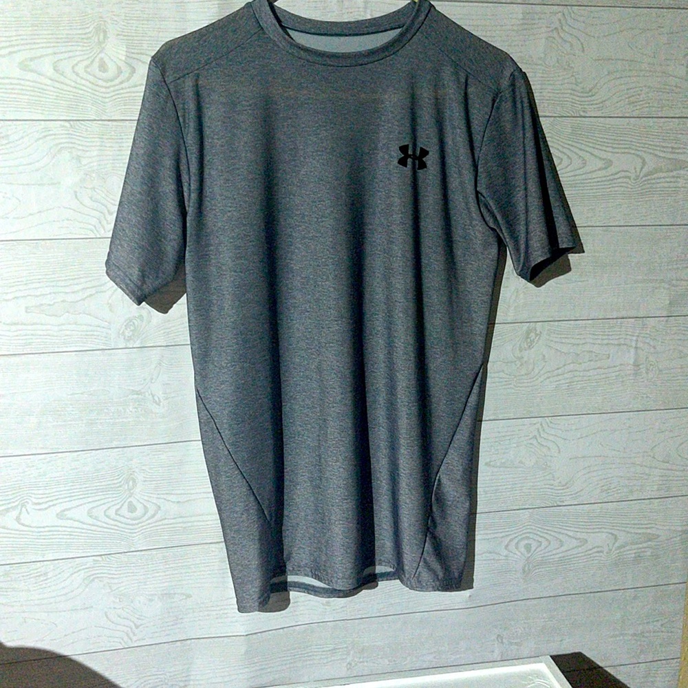 XL Under Armour Grey T-Shirt